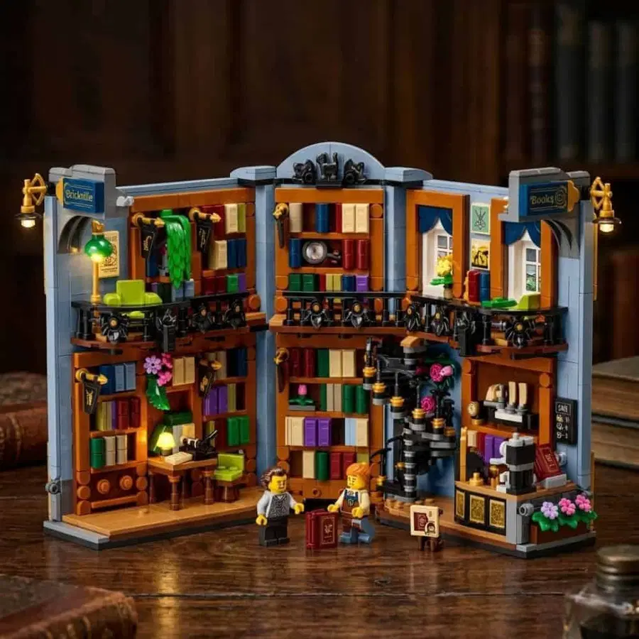 Lego Icons Bookshop: Book Nook