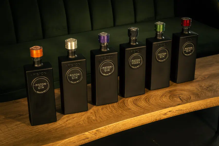 Piston Distillery Core Collection – The Black Edition