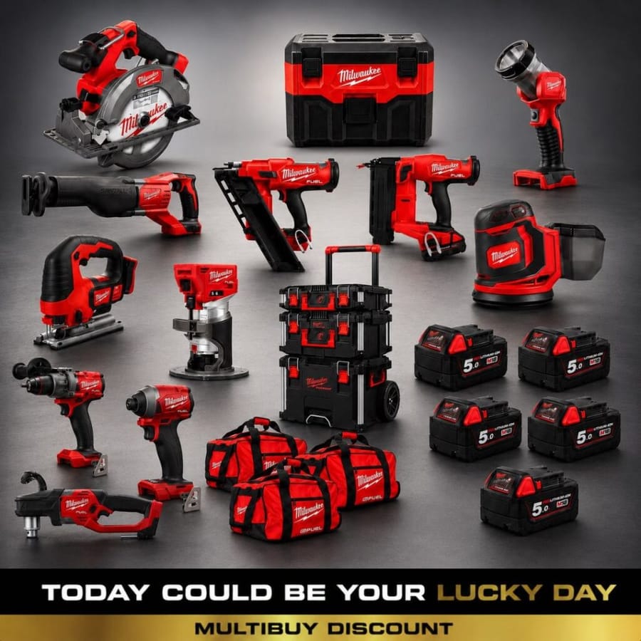 Milwaukee 18V Cordless 15 Piece Kit & Packout Set