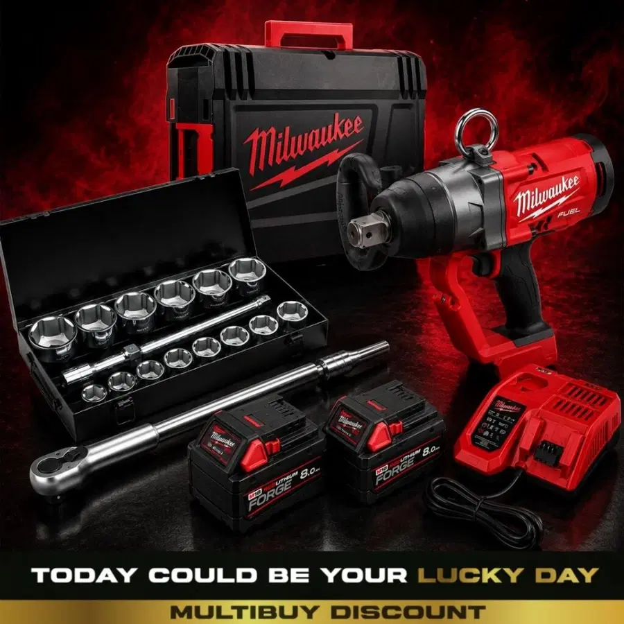 Milwaukee 1″ High Torque Impact Wrench & 21-piece Socket Set (Auto Draw)