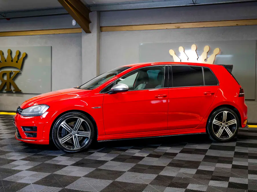 Volkswagen Golf R DSG
