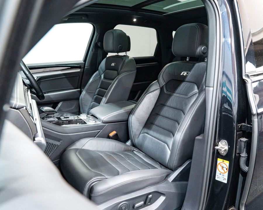 2025 SWIFT TREKKER + VW TOUAREG R-LINE + £20,000 CASH!