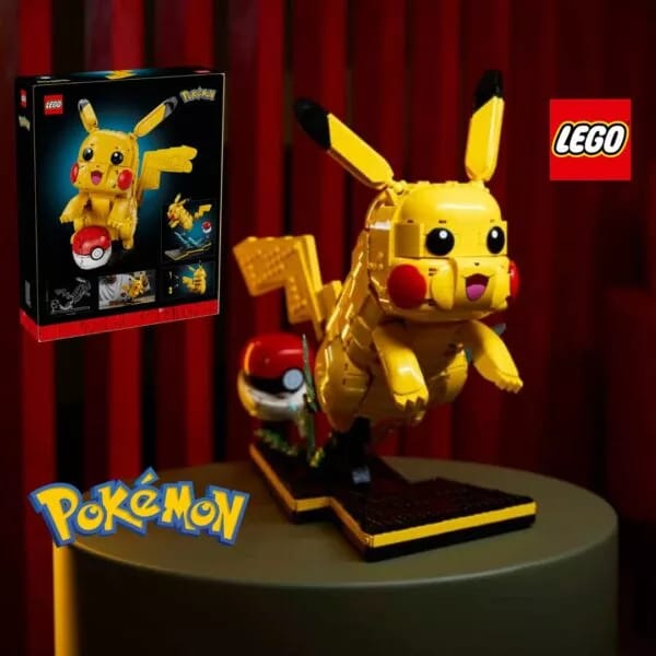 LEGO Pikachu & Poke Ball