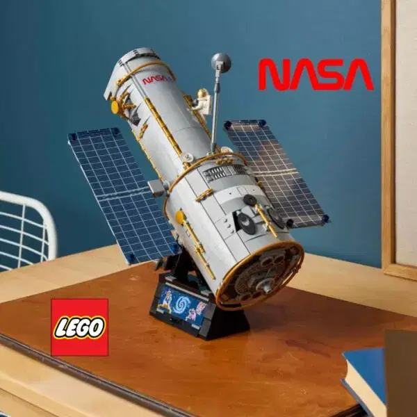 LEGO Nasa Hubble Telescope
