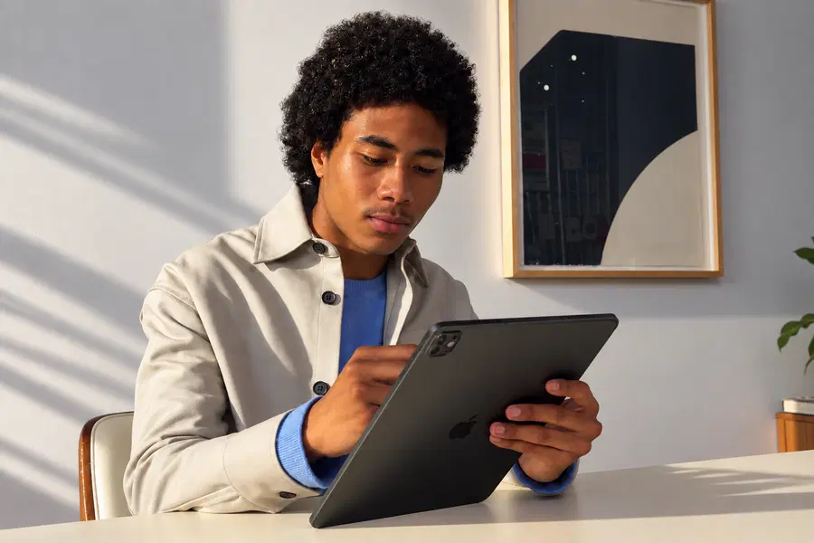 £1,199 Apple iPad Pro - Work. Create. Inspire.