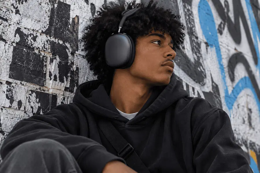 £499 Apple AirPods Max 2 - Sound Meets Style