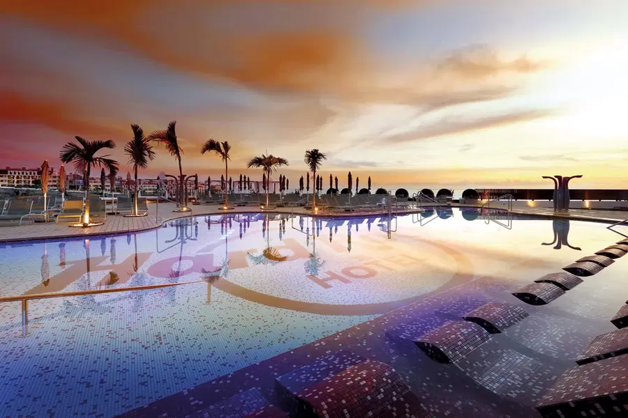£2,500 7-Night Tenerife Holiday for Two - Turn up the sun!