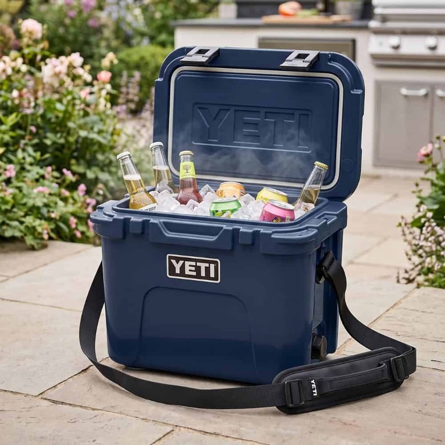 Yeti Roadie 15 (Navy)