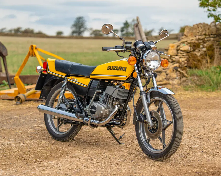 Win this 1985 Suzuki GT200 X5 + £500