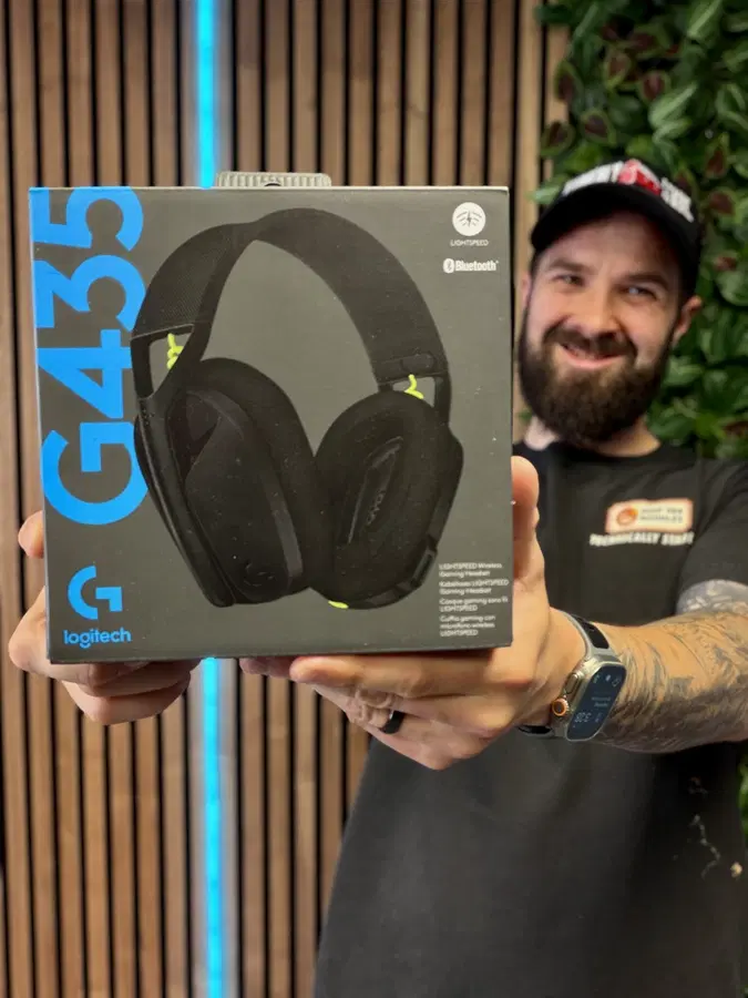 LOGITECH G435 LIGHTSPEED HEADSET!